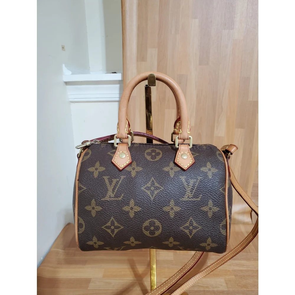 LOUIS VUITTONMonogram Nano Speedy - Picture 6 of 13